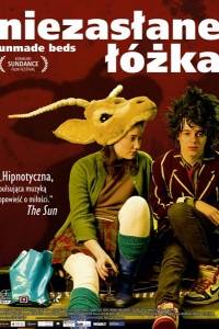 Niezasłane łóżka online / Unmade beds online (2009) | Kinomaniak.pl