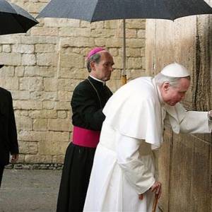 Jan paweł ii/ Pope john paul ii(2005) - zdjęcia, fotki | Kinomaniak.pl