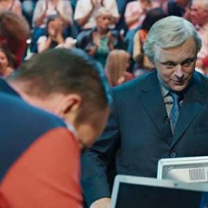 Quiz(2020) - zdjęcia, fotki | Kinomaniak.pl