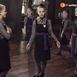 Fatalna czarownica/ The worst witch(2017) - zdjęcia, fotki | Kinomaniak.pl