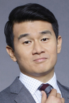 Ronny Chieng filmy, zdjęcia, biografia, filmografia | Kinomaniak.pl